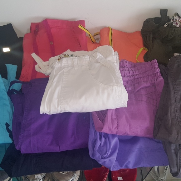 Meet your Posher, Megan - Picture 2 of 3